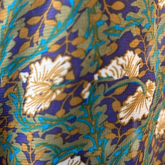 NWT Gibson floral blouse with 3/4 sleeves - Picture 3 of 10